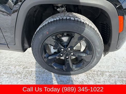 New 2026 Jeep Grand Cherokee Limited w/ Limited Altitude Package image 3