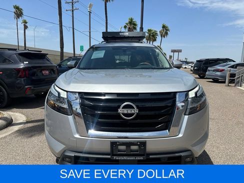 Used 2023 Nissan Pathfinder Platinum w/ Cargo Package AWD/4WD image 2