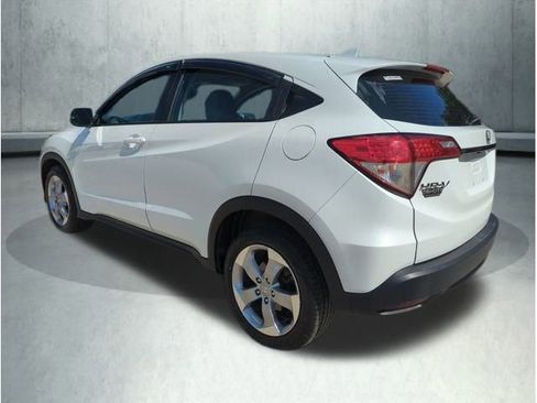 Used 2020 Honda HR-V LX image 3