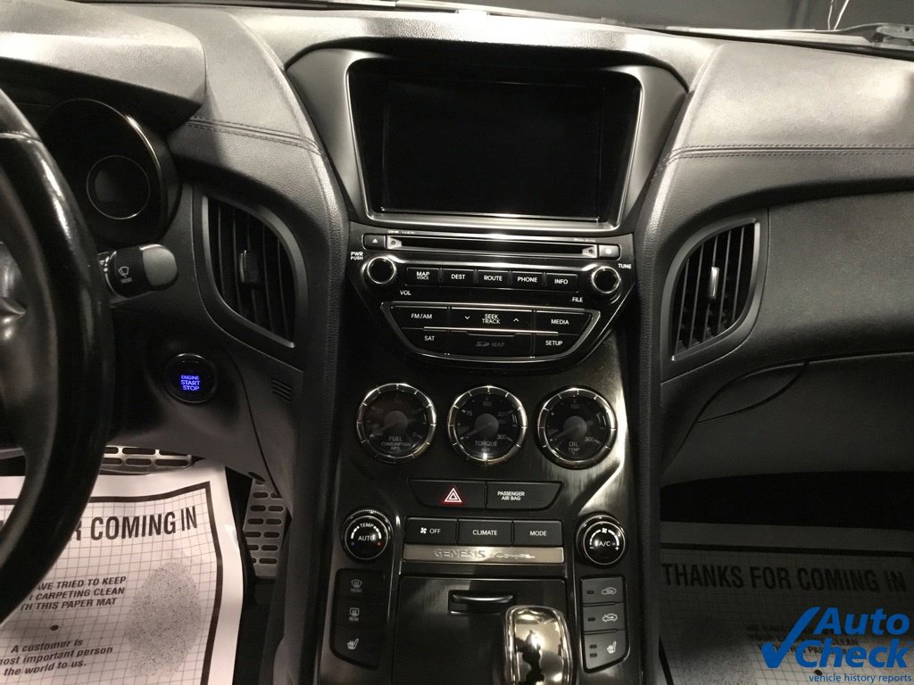Used 2015 Hyundai Genesis 3.8 RWD image 42
