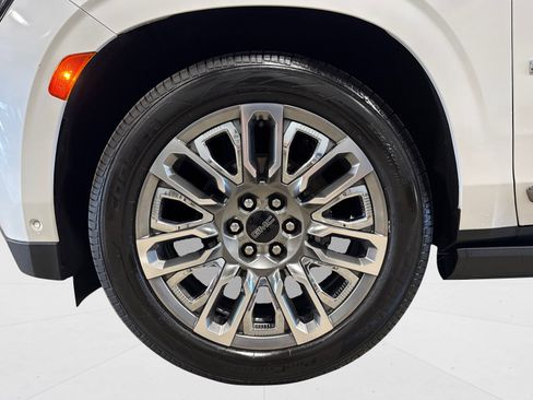 Used 2023 GMC Yukon Denali Ultimate image 56