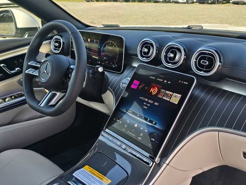 New 2026 Mercedes-Benz CLE 300 4MATIC Cabriolet image 10