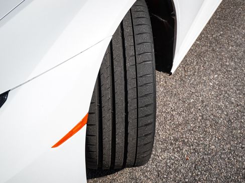 Used 2020 Lamborghini Huracan EVO AWD/4WD image 12