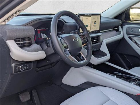 Used 2025 Ford Explorer Platinum w/ Ultimate Package RWD image 7