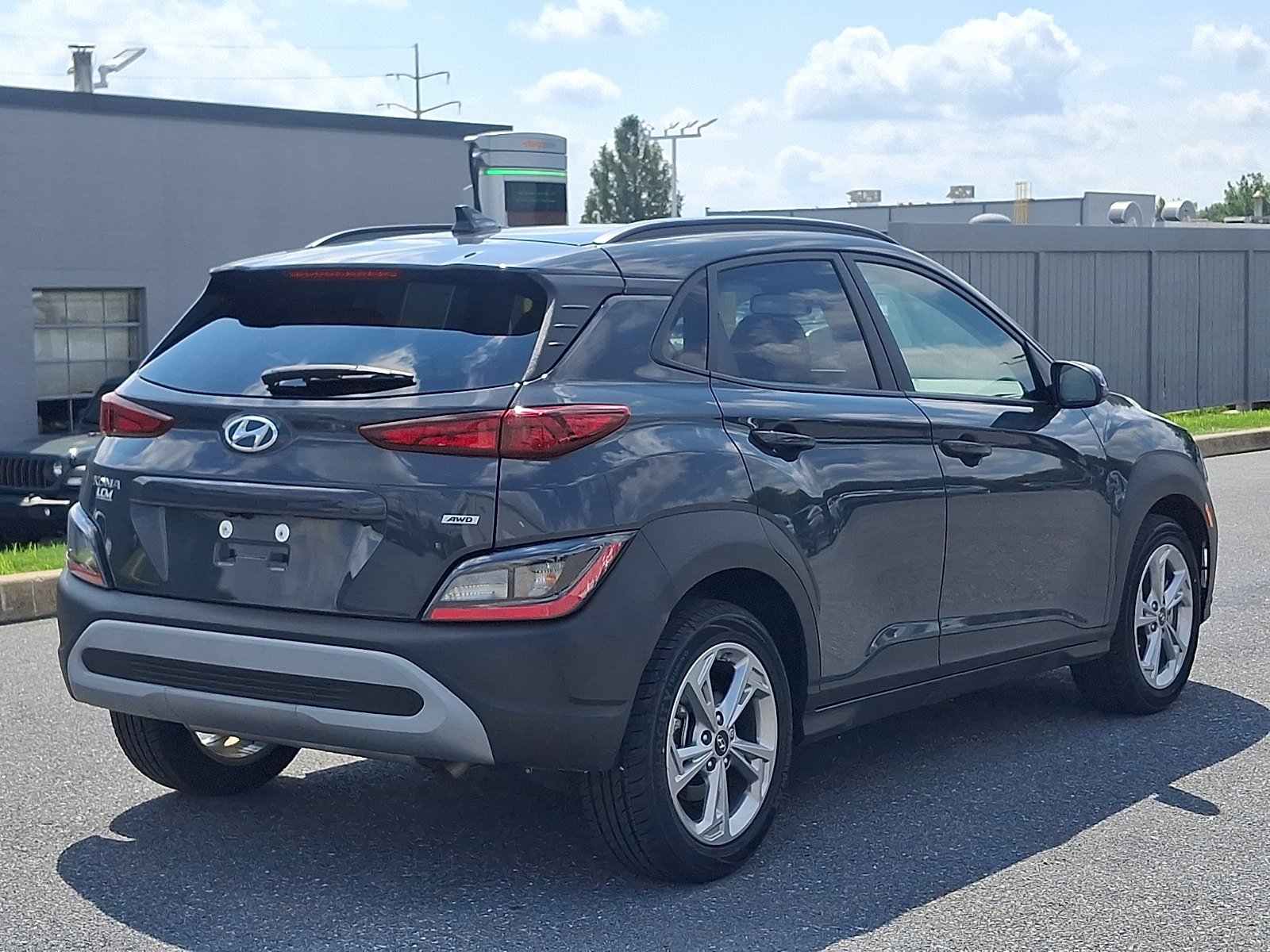 Used 2023 Hyundai Kona SEL w/ Cargo Package AWD/4WD image 5