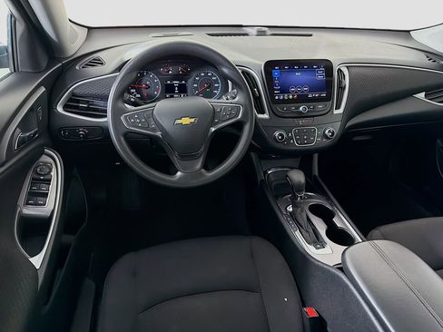 Used 2024 Chevrolet Malibu LT image 25