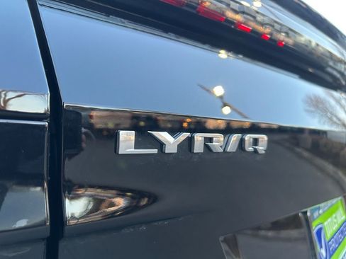 Used 2025 Cadillac Lyriq Sport image 32