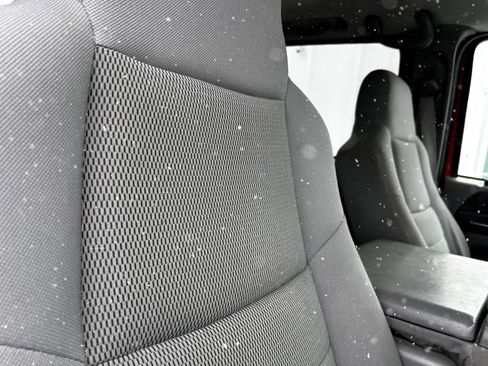 Used 2006 Ford F350 XLT image 12