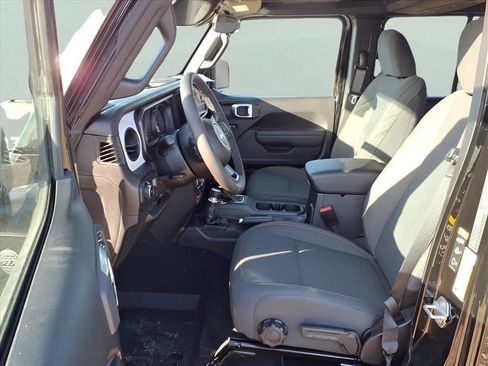 New 2026 Jeep Wrangler Unlimited Sport AWD/4WD image 17