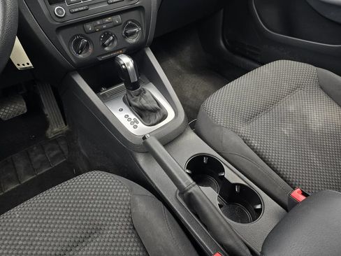 Used 2014 Volkswagen Jetta TDI Value Edition FWD image 17