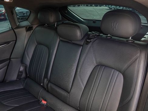 Used 2021 Maserati Levante S image 34