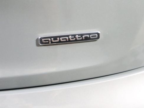 Used 2024 Audi Q5 2.0T Premium Plus image 12