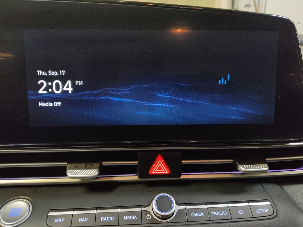 Used 2024 Hyundai Elantra SEL w/ Convenience Package FWD image 25