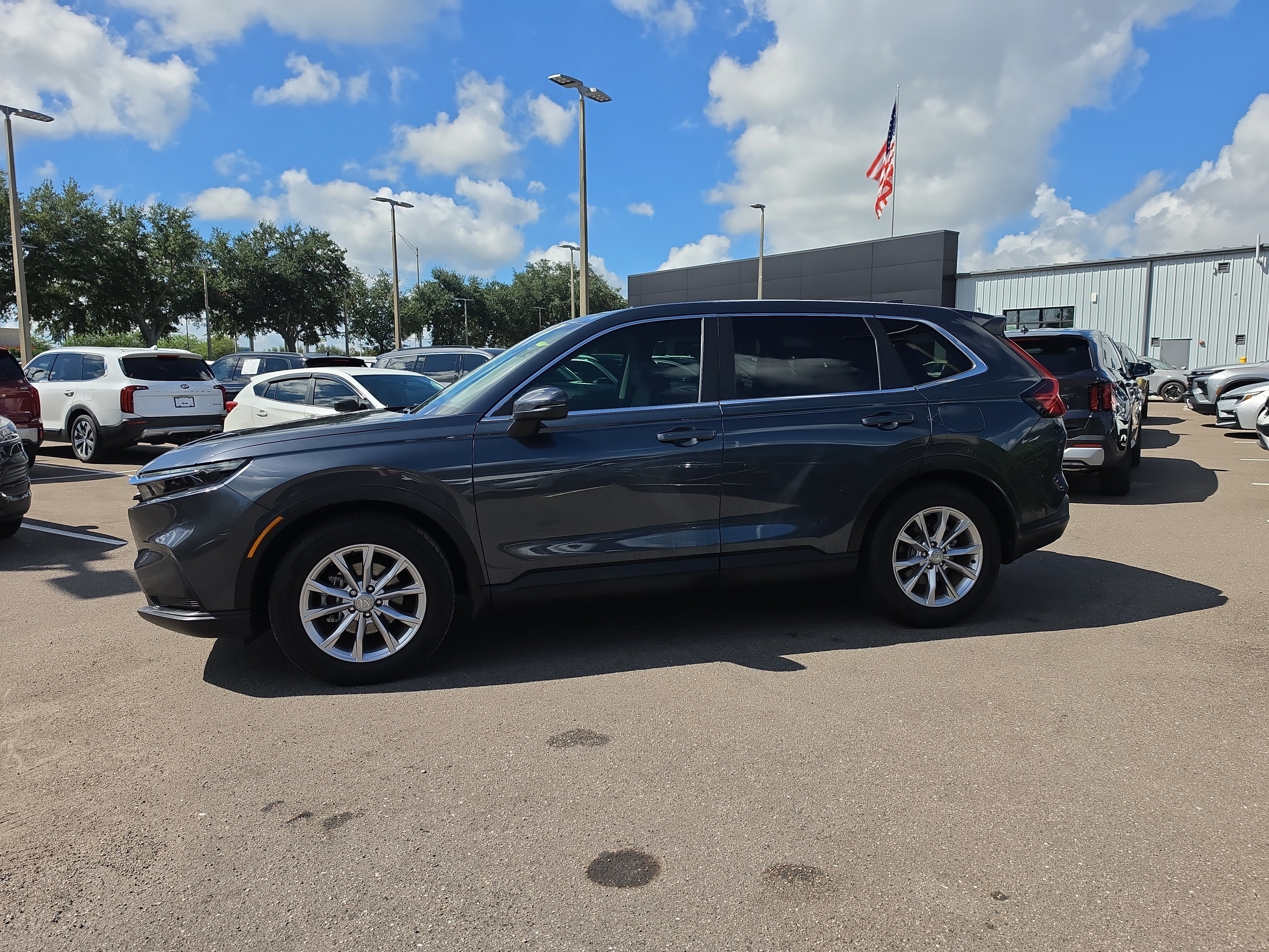 Used 2024 Honda CR-V EX image 5
