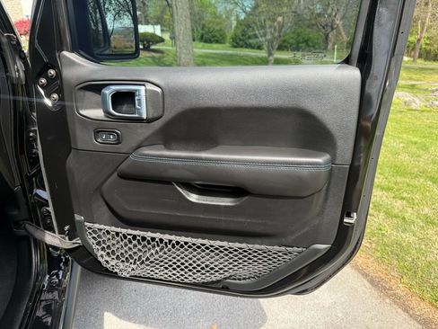 Used 2021 Jeep Wrangler Unlimited Rubicon 4xe w/ Steel Bumper Group image 46