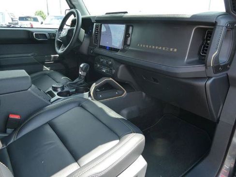 Certified 2025 Ford Bronco Badlands AWD/4WD image 14