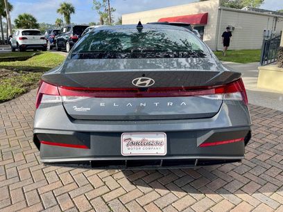 Used 2025 Hyundai Elantra SE
