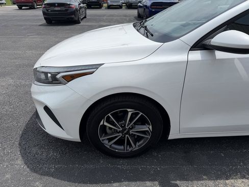 Used 2022 Kia Forte LXS FWD image 10