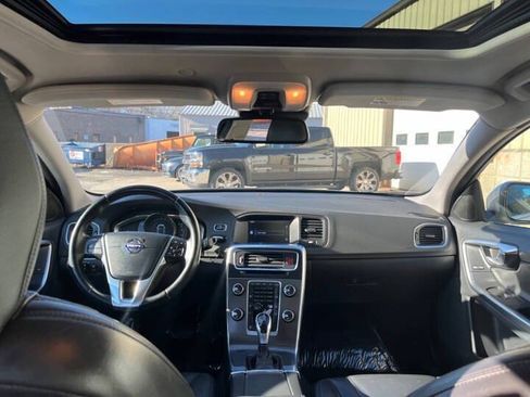 Used 2014 Volvo S60 T5 FWD image 13