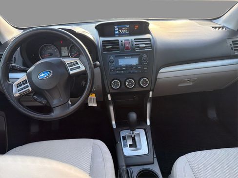 Used 2014 Subaru Forester 2.5i Premium AWD/4WD image 29