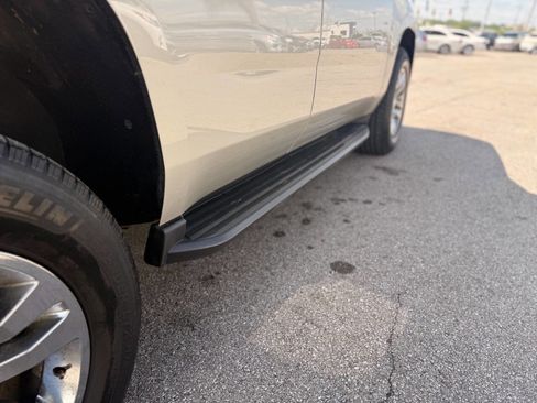 Used 2016 Chevrolet Tahoe LT AWD/4WD image 28