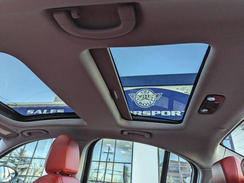 Used 2018 Alfa Romeo Giulia Ti Sport w/ Quick Order Package 22S Sport image 40