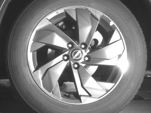 Used 2025 Nissan Rogue SV image 14