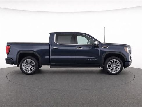 Used 2022 GMC Sierra 1500 Denali w/ Denali Reserve Package AWD/4WD image 8