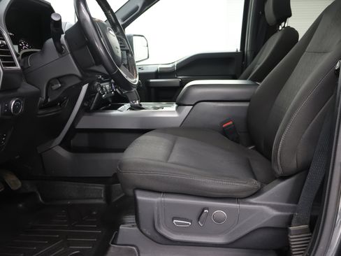 Used 2018 Ford F150 XLT w/ Equipment Group 302A Luxury AWD/4WD image 8