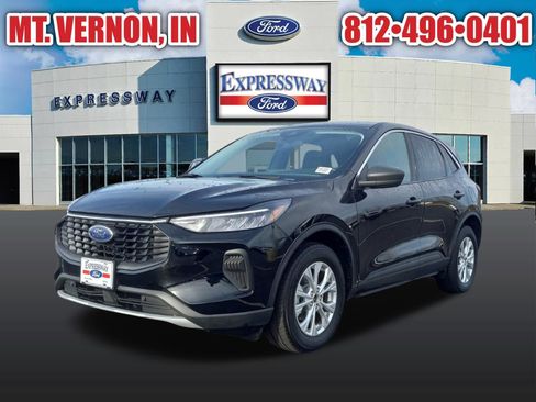 Used 2023 Ford Escape Active w/ Tech Pack #1 AWD/4WD image 3