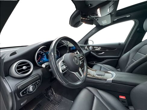 Used 2020 Mercedes-Benz GLC 300 4MATIC image 21