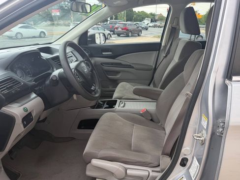 Used 2014 Honda CR-V LX image 9