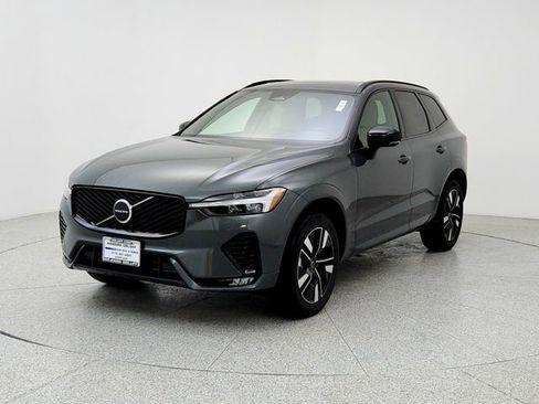 New 2026 Volvo XC60 B5 Core w/ Climate Package PRO image 1