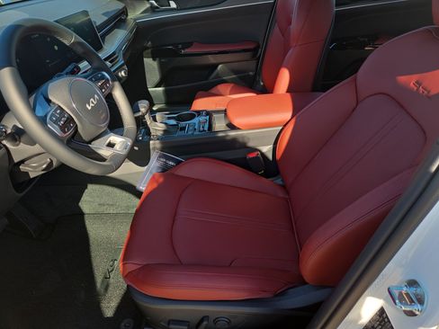 New 2026 Kia K5 GT-Line image 4