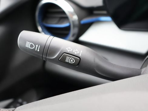 New 2026 Chevrolet Trax LT w/ Driver Confidence Package image 15