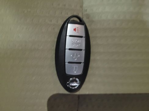 Used 2014 Nissan Altima 2.5 S w/ Display Audio Package image 32