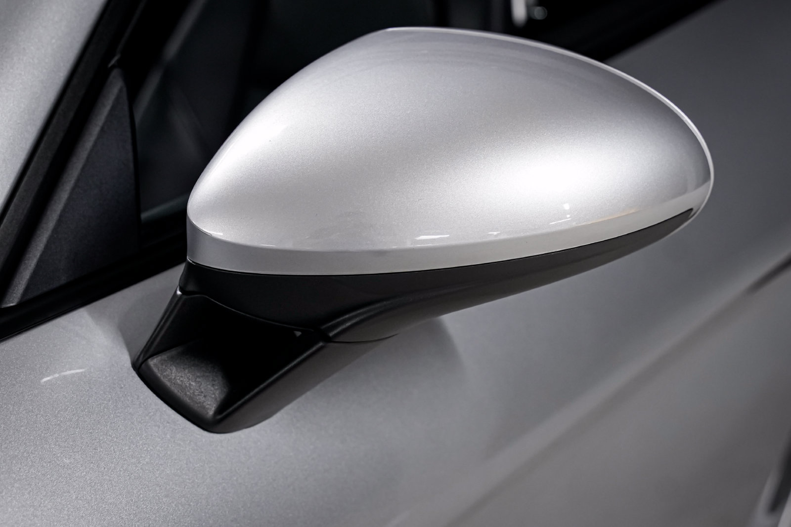 Used 2024 Porsche 718 Cayman RWD image 30
