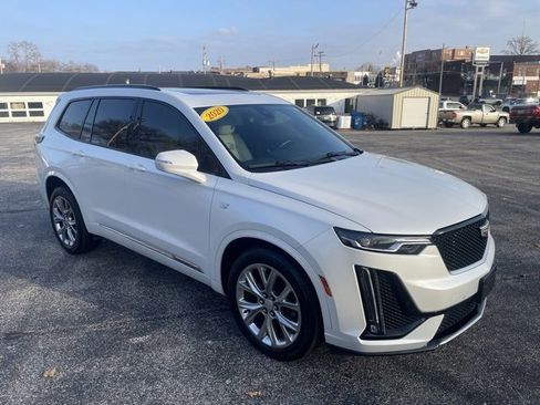 Used 2020 Cadillac XT6 Sport image 3