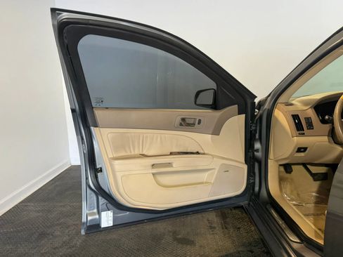 Used 2005 Cadillac STS V8 w/ Preferred Equipment Group RWD image 7