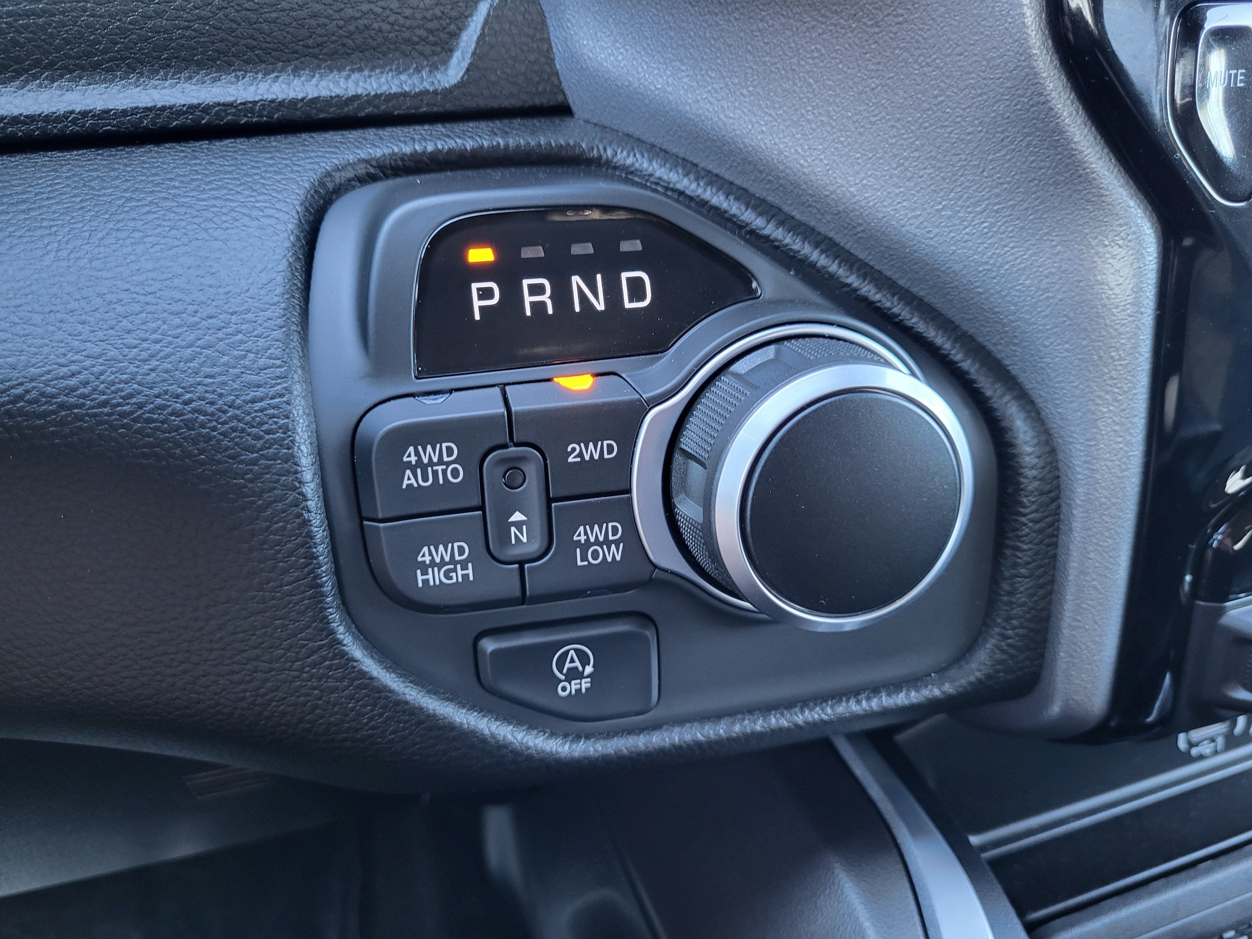 Used 2025 RAM 1500 Big Horn AWD/4WD image 21
