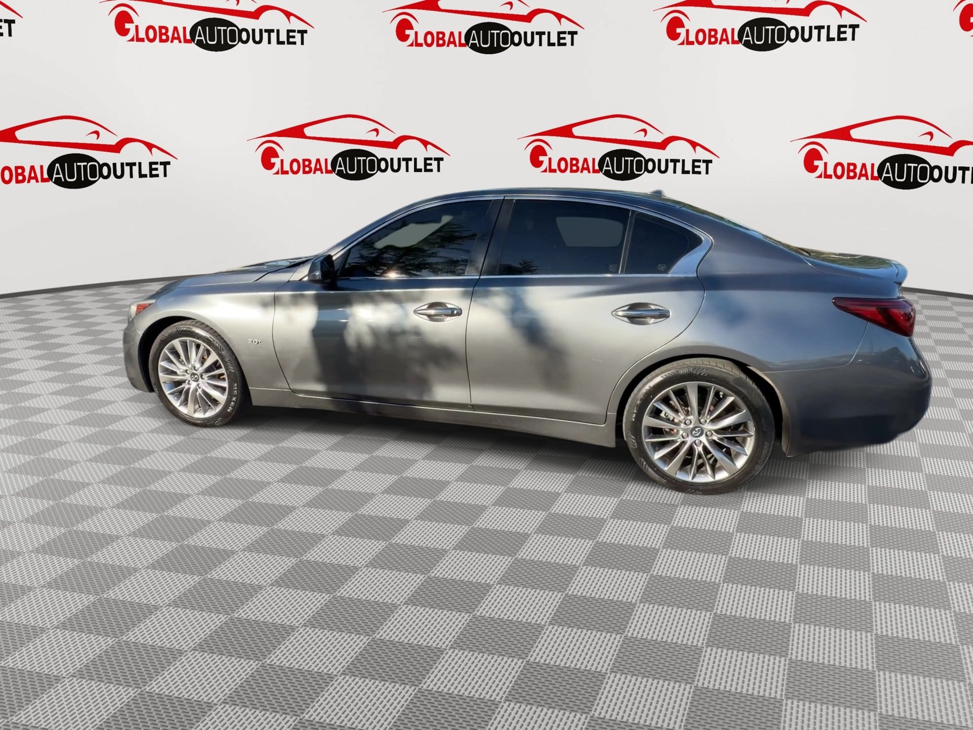 Used 2020 INFINITI Q50 Luxe RWD image 5