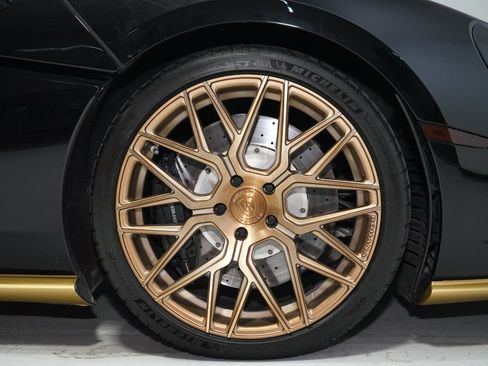 Used 2017 McLaren 570S RWD image 31
