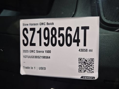Used 2025 GMC Sierra 1500 Denali AWD/4WD image 35