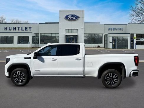 Used 2024 GMC Sierra 1500 AT4 w/ Technology Package AWD/4WD image 7