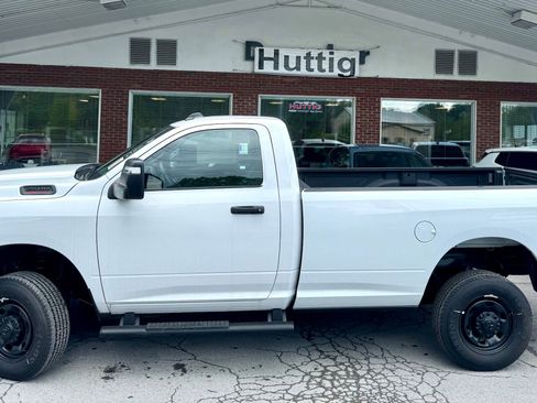 New 2025 RAM 2500 Tradesman AWD/4WD image 2