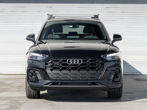 Used 2025 Audi Q5 2.0T Premium w/ Convenience Plus Package image 1