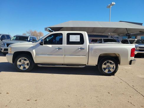 Used 2009 Chevrolet Silverado 1500 LTZ w/ White Diamond Edition image 3