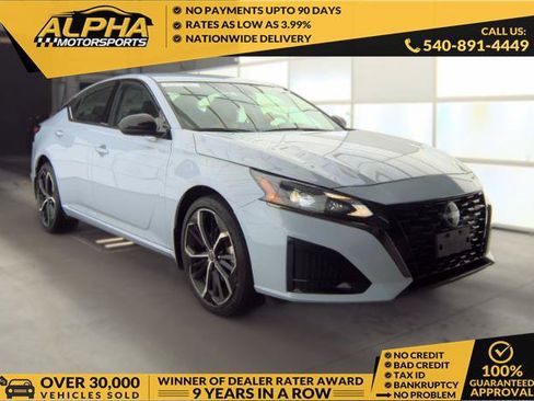 Used 2023 Nissan Altima 2.5 SR AWD/4WD image 1