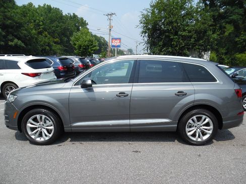 Used 2017 Audi Q7 3.0T Premium Plus AWD/4WD image 2