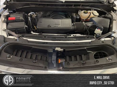 Used 2023 GMC Yukon SLT w/ SLT Luxury Package AWD/4WD image 26